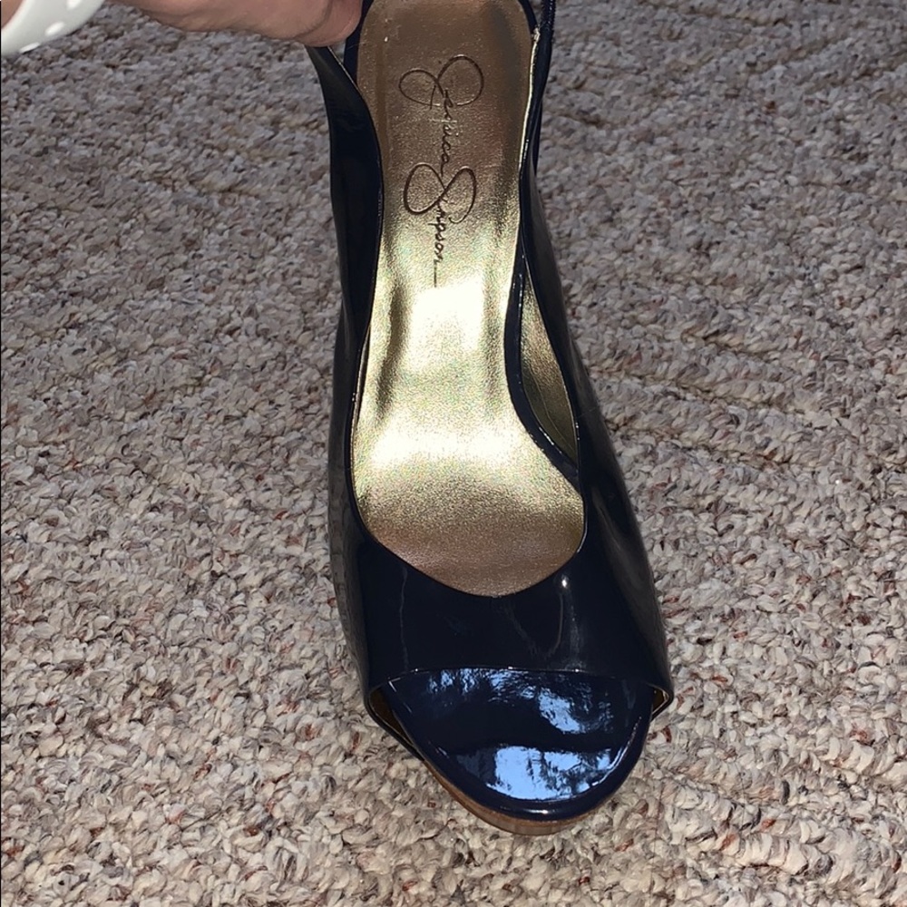 Heels - Picture 3 of 4